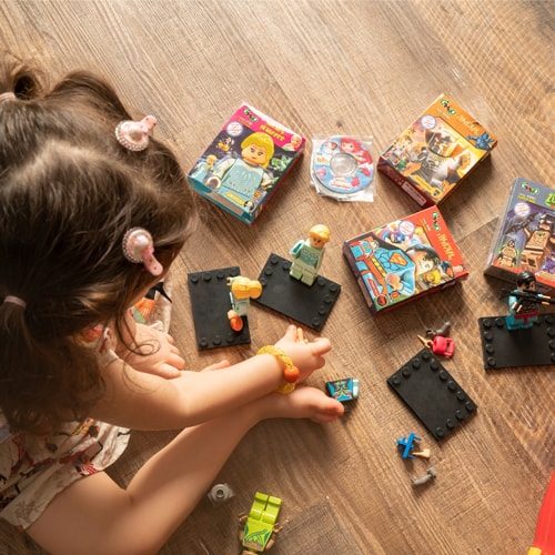 پرورش خلاقیت و تخیل با استفاده از اسباب بازی ها